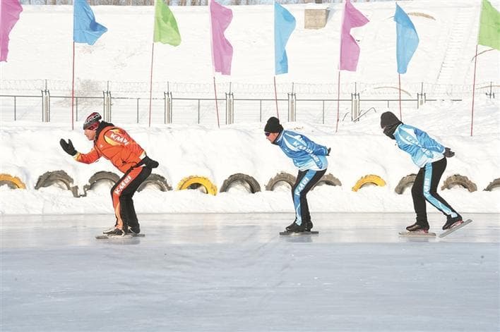 兵团大力发展冰雪产业、丰富冰雪活动