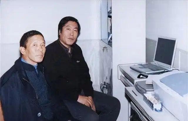 揭秘"黄延秋飞人事件"：一个普通农民的谎言与救赎