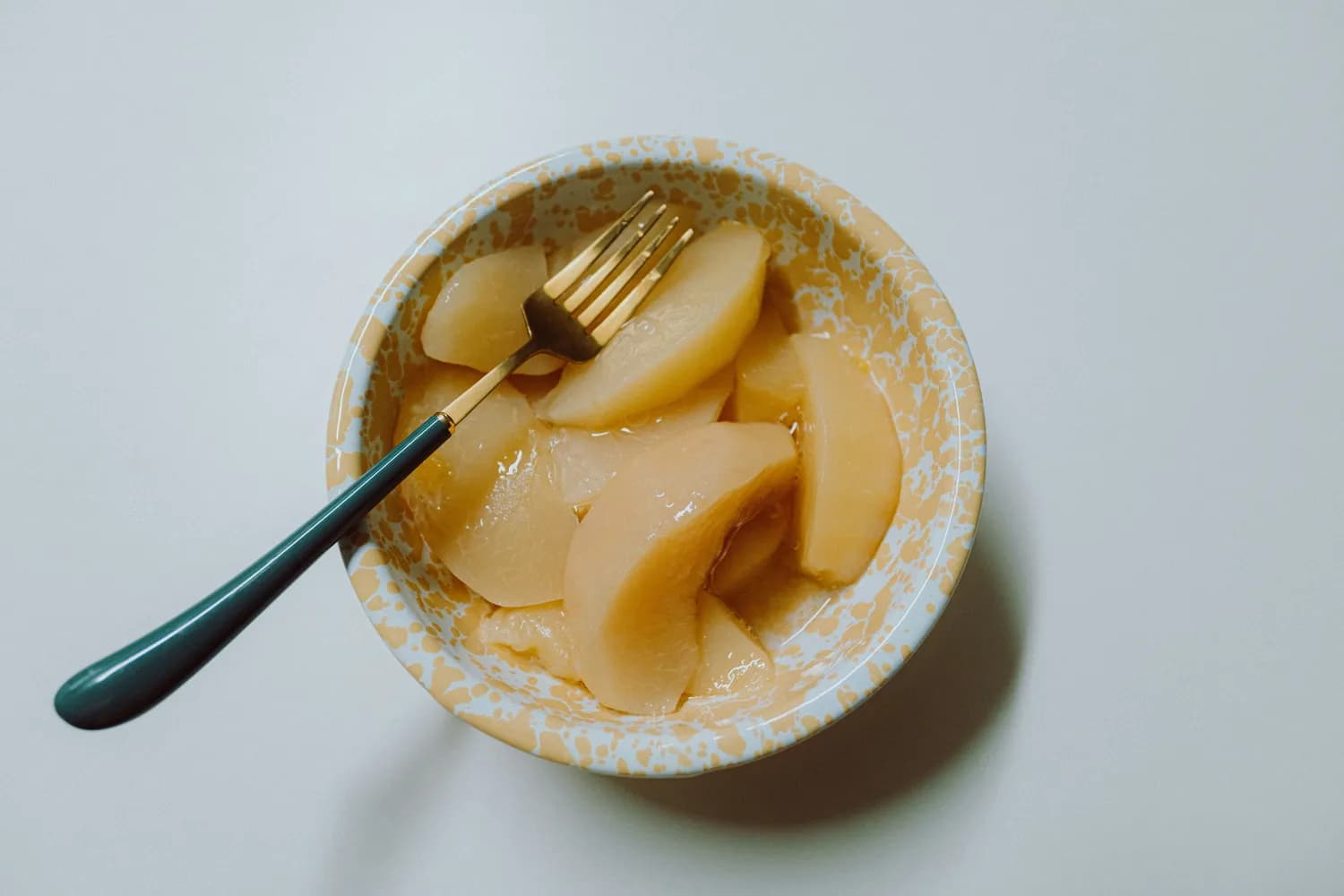 梨水润肺止咳，一岁宝宝咳嗽的食疗良方