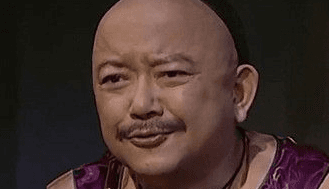 和珅的儿子为什么叫丰绅殷德？为什么不跟父亲姓？