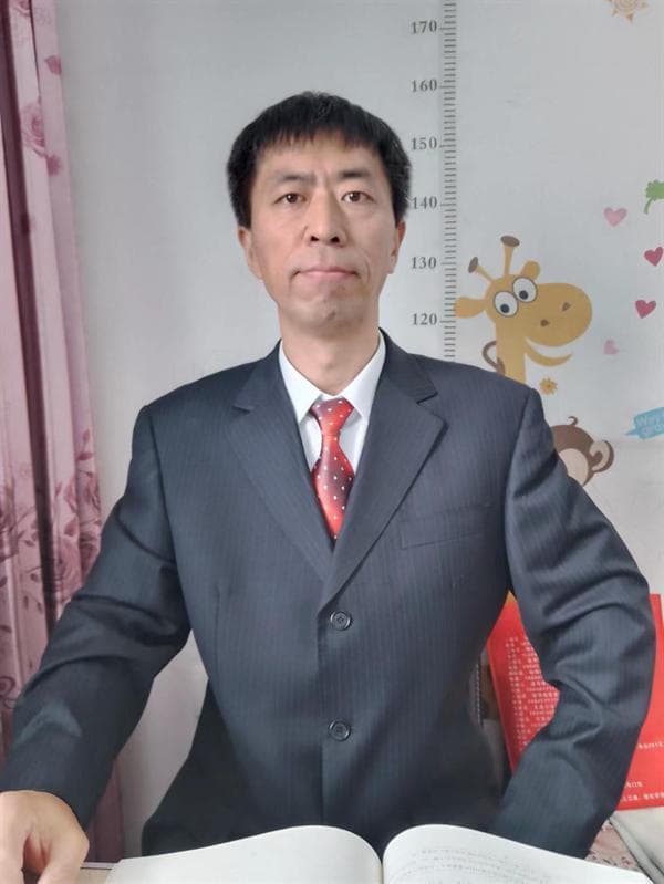 高三政治备考攻略：关注高考评价逻辑线，复习采用“三步走”“四结合”