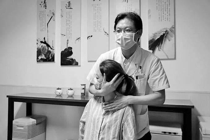 中西医协同治疗 保护好“生命之柱”