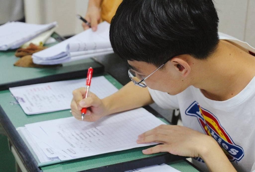 2024年全国最好的10所工科大学，浙大位列第二，西安交大也很出色