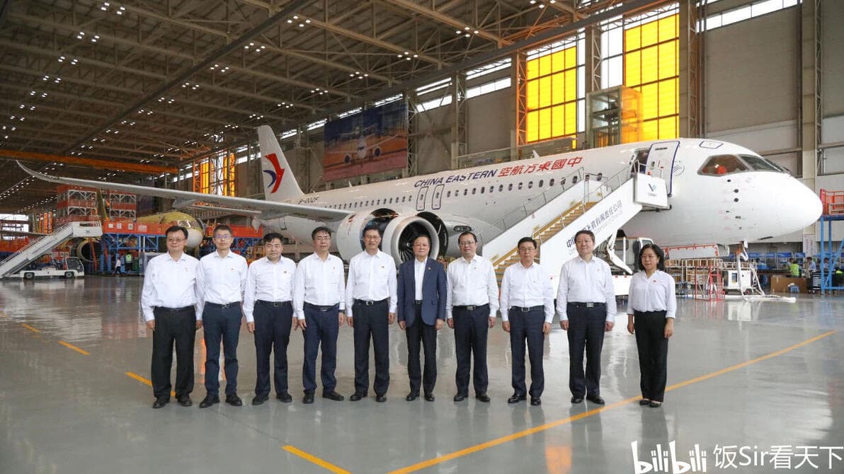 东航第7架C919意外亮相！中航工业来访，能帮商飞快速增加产量吗？