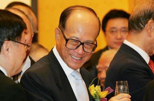 李嘉诚出售美港口引争议，次子李泽楷现身北京释放何种信号？