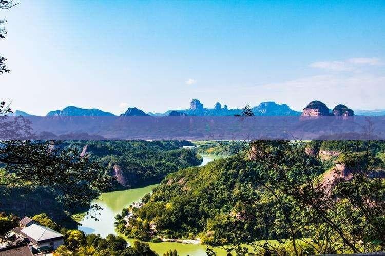 北票至沈阳：3小时自驾或4小时公共交通