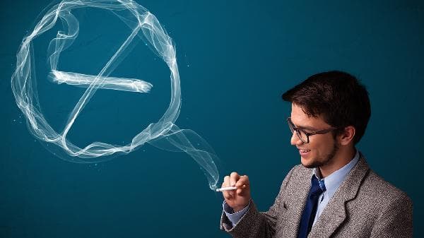 喝茶能降低吸烟的危害