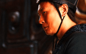 秦朝赵高是什么时候就任“中车府令”的？权利大吗？