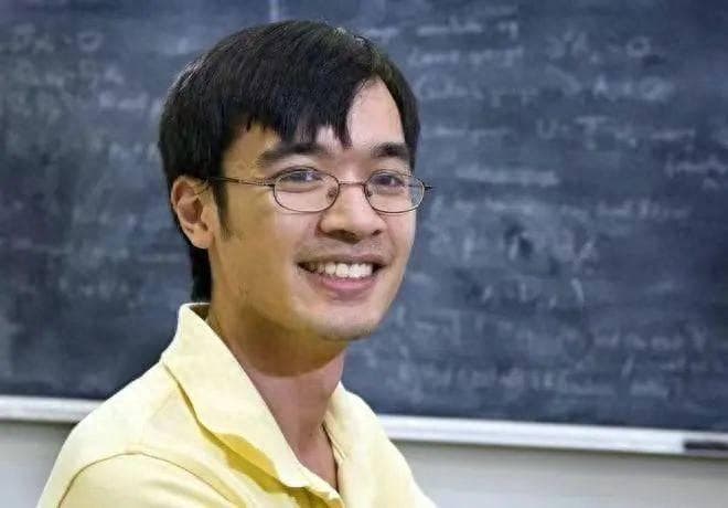 这本书是对陶哲轩数学天赋的高度展现！豆瓣高达9.8分