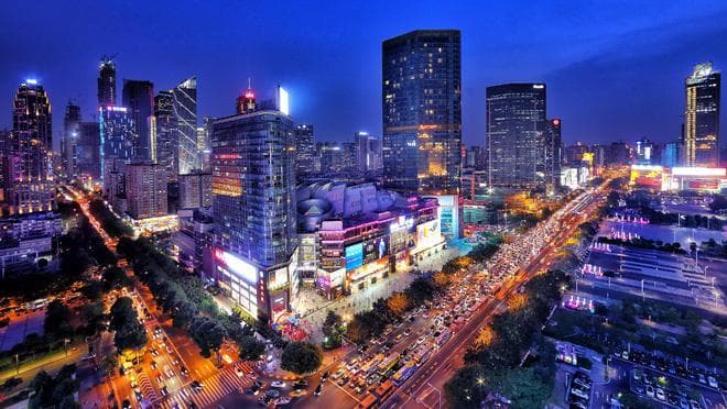 最新数据显示，江苏GDP将在2026年超越广东？全方面深度对比