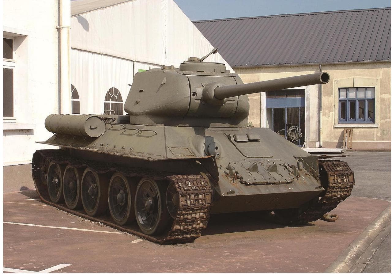 T-34/85坦克：苏联二战时期的主力战车