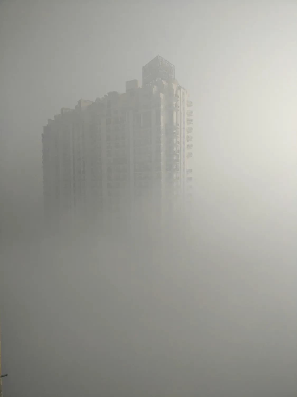 石家庄再迎雾霾，专家详解成因及防护要点