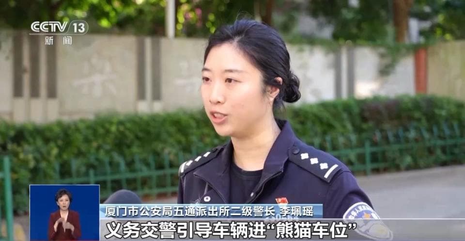 多地迎来开学季 校园周边“定时堵”怎么破？
