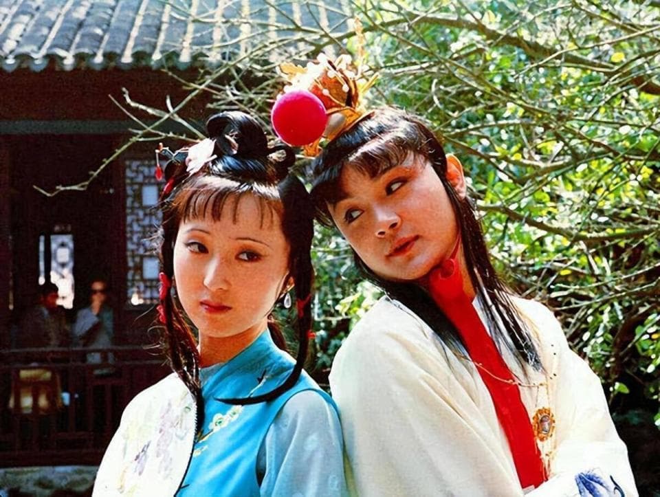 《红楼梦》中，林黛玉和贾宝玉为什么不能在一起？