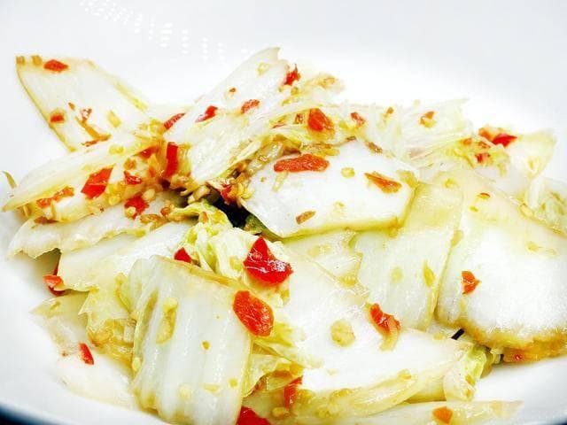 蒸制大白菜新吃法：热油激发，口感升级