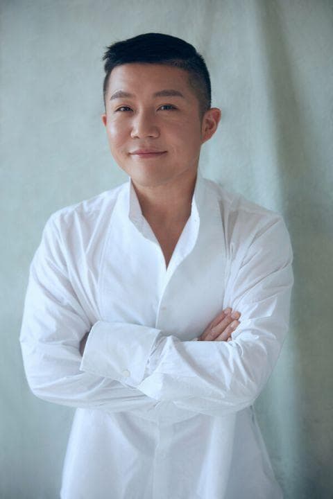 曹世镐官宣婚讯：与小9岁女友相恋一年将结婚