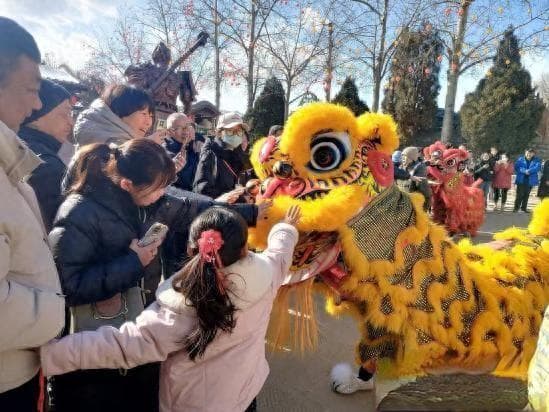 山西介休春节文化活动丰富 假期文旅市场活力迸发