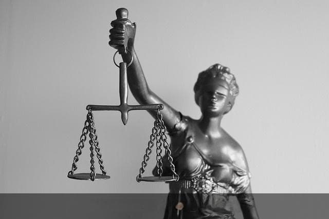 有关法律的经典书籍_故事大全