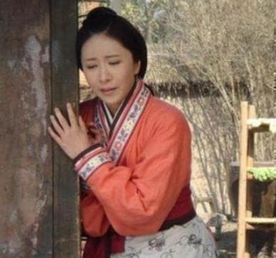 守寡的古代女性：传统观念下的坚守与选择