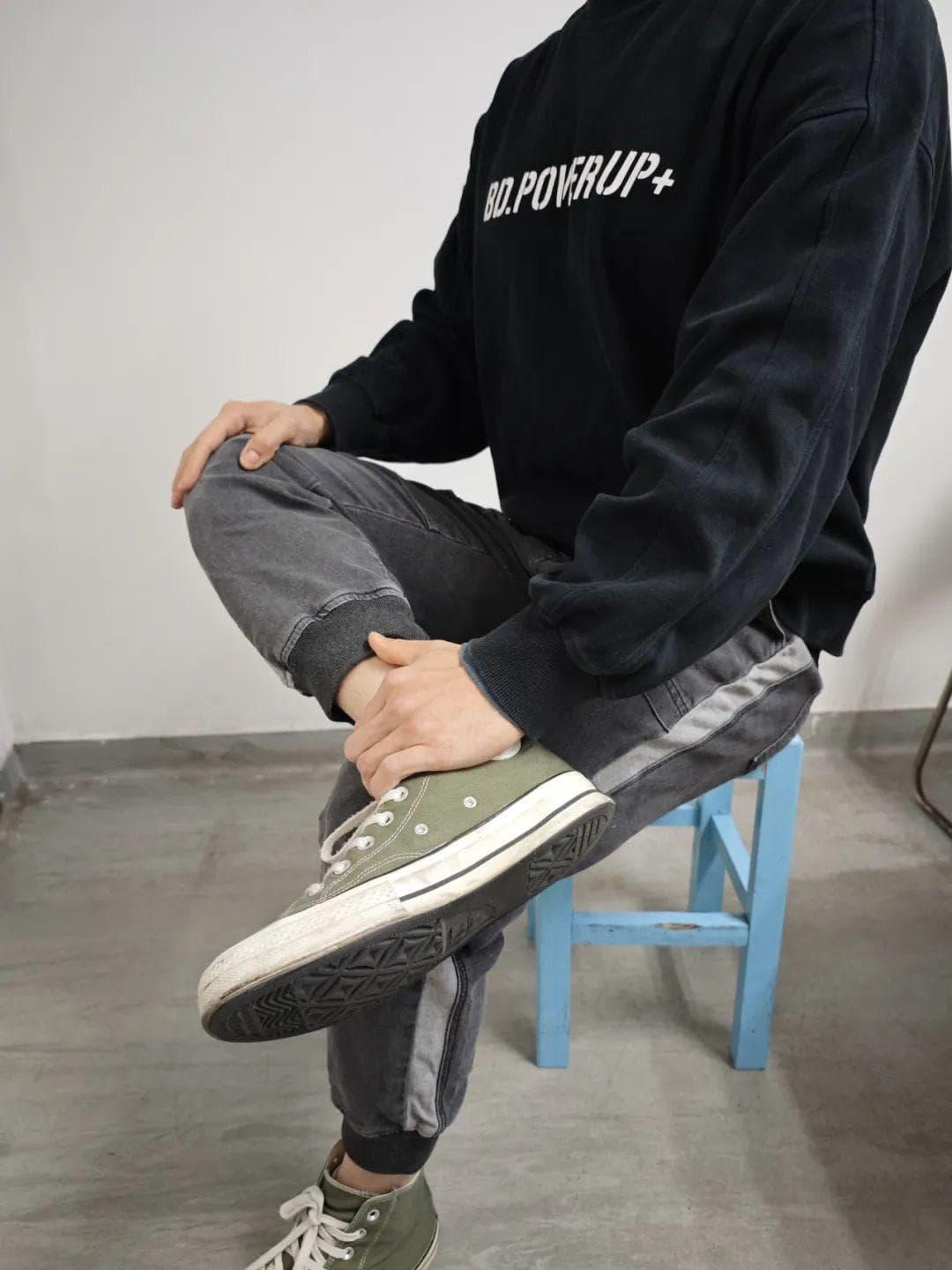 减轻慢性腰背部疼痛的简易拉伸方法