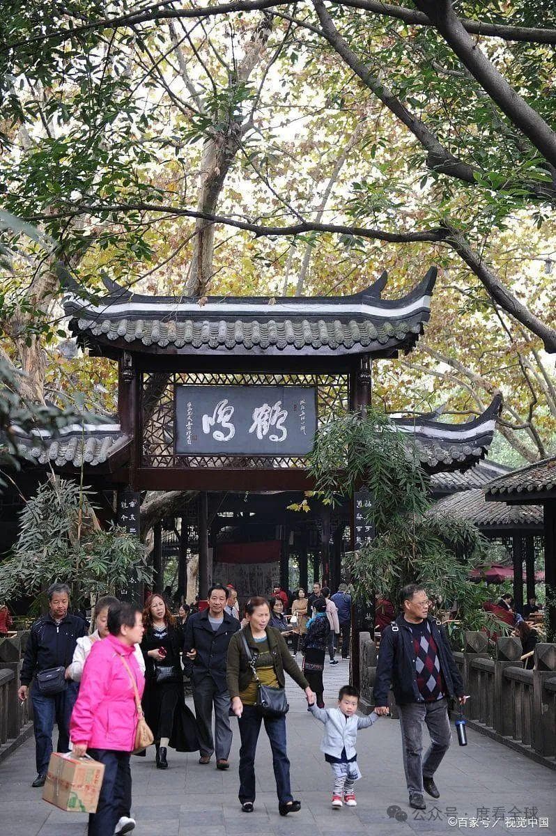 成都十大名胜古迹：从武侯祠到大熊猫基地