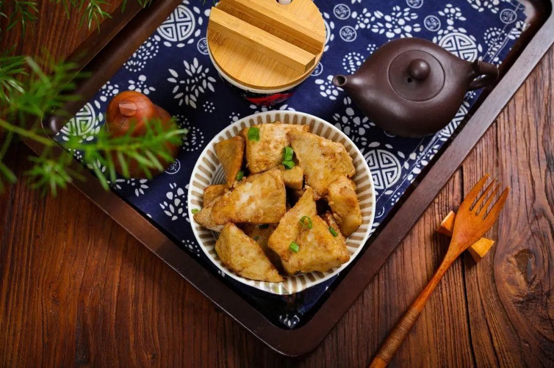 冬季，劝你多吃芋头，营养价值和药用价值都很高
