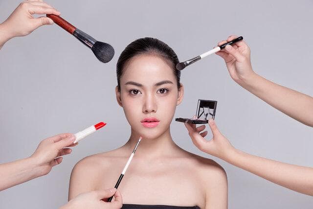 低学历女生适合的十大职业 女生学历不高适合什么工作 低学历做什么好