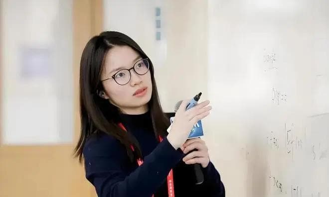 王虹：从“迷茫少女”到挂谷猜想征服者的跨界人生