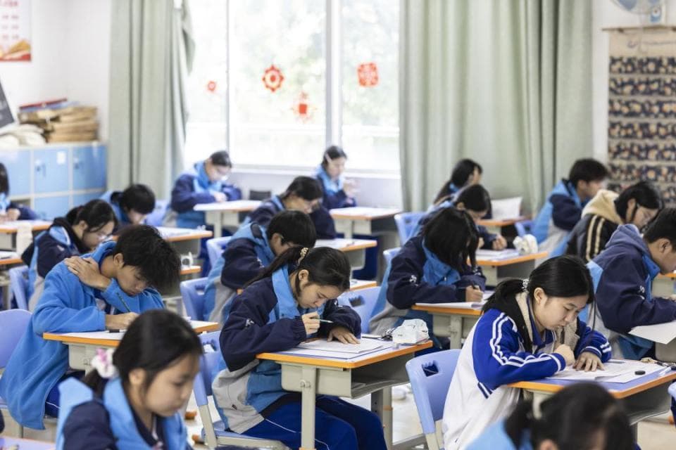 广州试点综合高中首考：9科全考与普高同卷