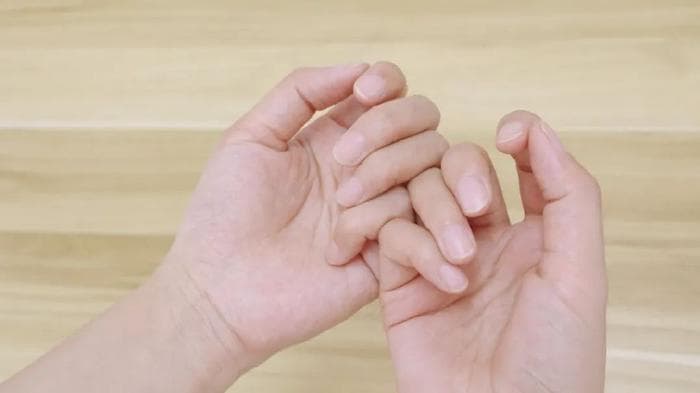 指甲上的“小月牙”，隐藏着人体健康的秘密，中医：这3种要了解