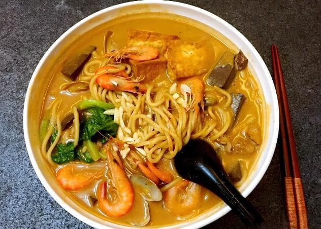 厦门十大特色美食：从沙茶面到土笋冻，必尝的闽南美味