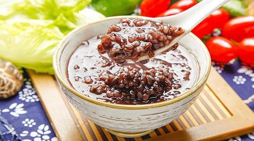八宝粥的配料、功效与多种制作方法