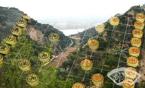 追溯中国的象棋文化，象棋是由楚河汉界孕育出的国粹