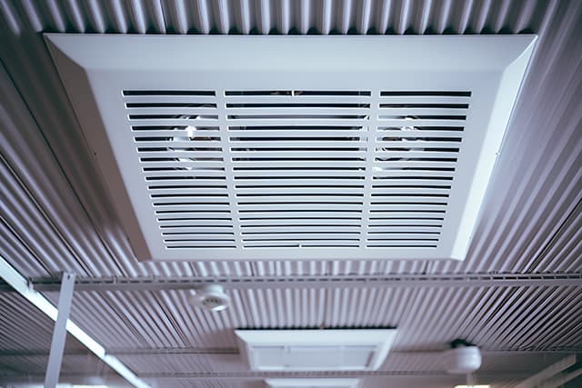中央空调声音大正常吗？原因分析与解决方案