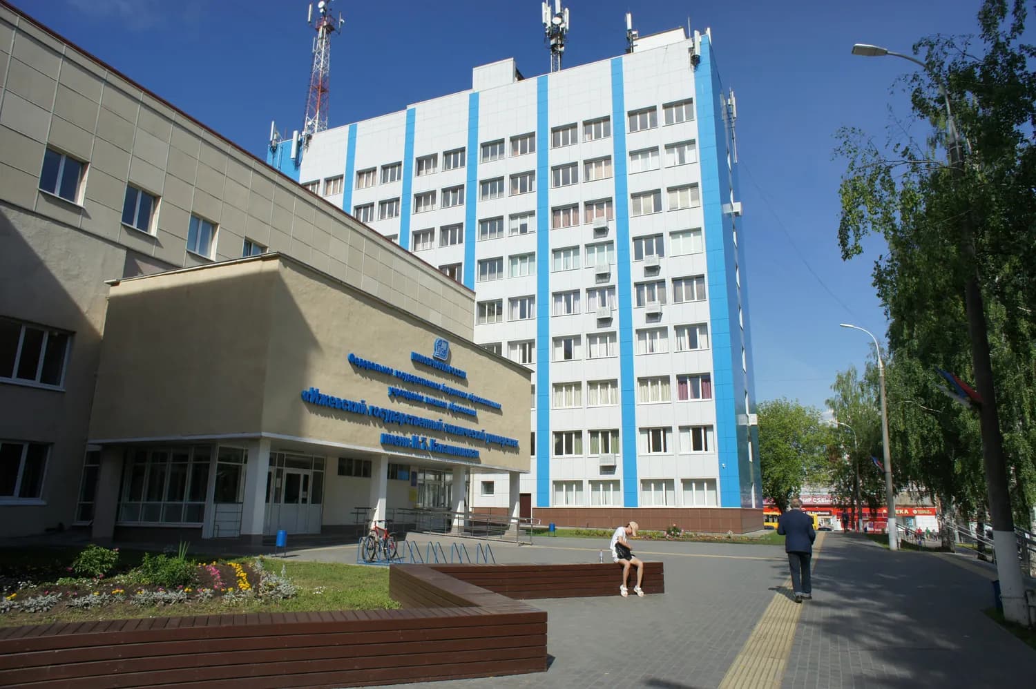 解放军总医院的职业健康管理智慧