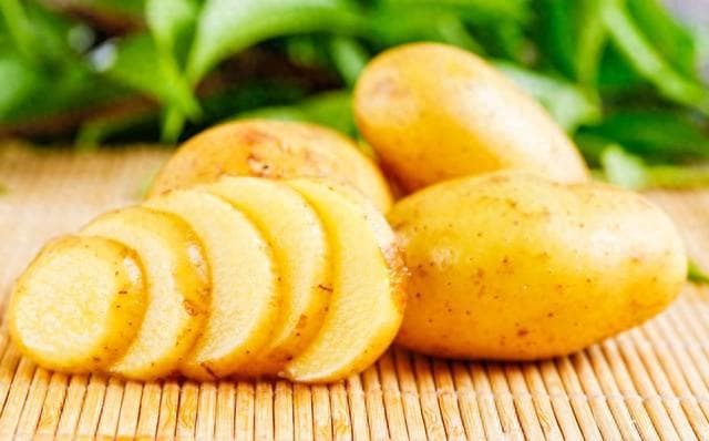 土豆被定义为地球“未来的粮食”？两种错误吃法，太伤身
