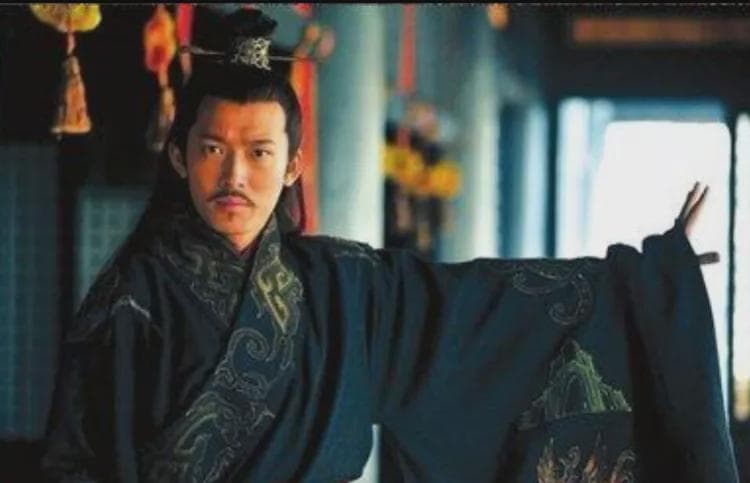 江东霸主孙权与皇叔刘备，赤壁烈火焚天破曹操，一战定三国！