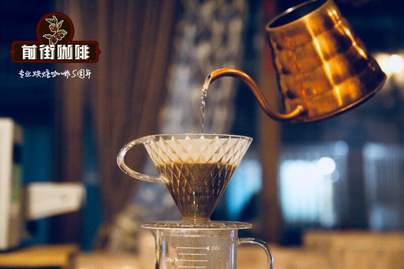 现磨咖啡的8种冲泡方法详解：从手冲到冷泡，专业咖啡师的实用指南