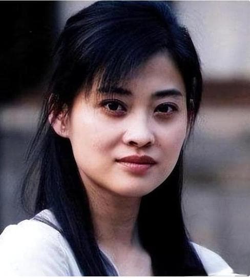 梅婷、陆毅演绎《六姊妹》，展现家庭伦理变迁