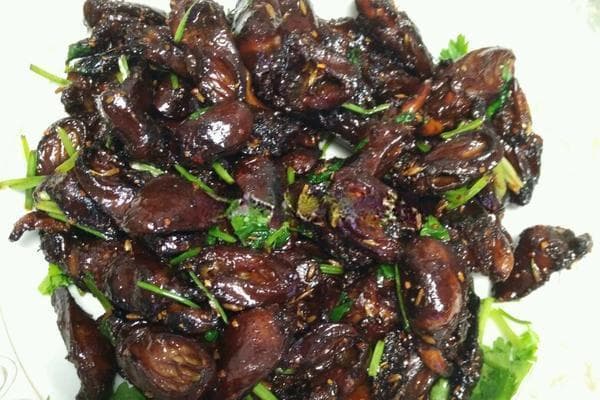 孜然鸡心：一道外酥里嫩的家常美味