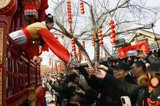 开封首个“非遗版”春节火爆新春