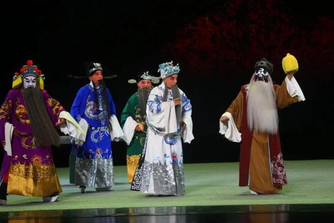 戏曲传承要"整理改编"和"经典改写"兼顾