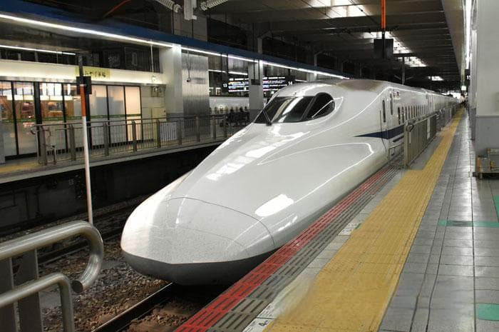 福冈JR电车交通指南：线路、换乘与景点攻略