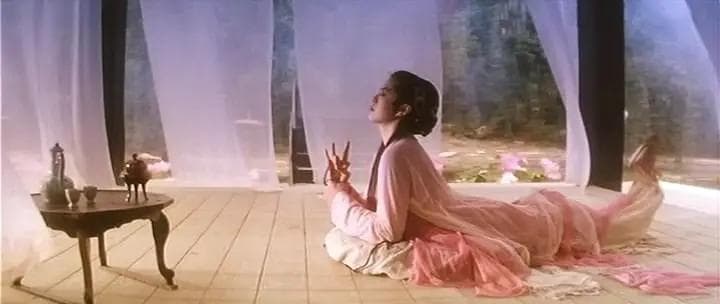 鬼才导演徐克巅峰之作，王祖贤张曼玉惊艳演绎，《青蛇》献给最懂情的人
