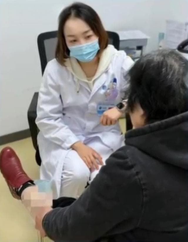 洗澡请记住这组数字：42，20，5 医生：从保护皮肤角度 冬季不推荐天天洗澡