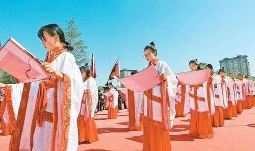 中西方成人礼差异：中国冠笄之礼沿袭千年，西方却流行成人礼舞会
