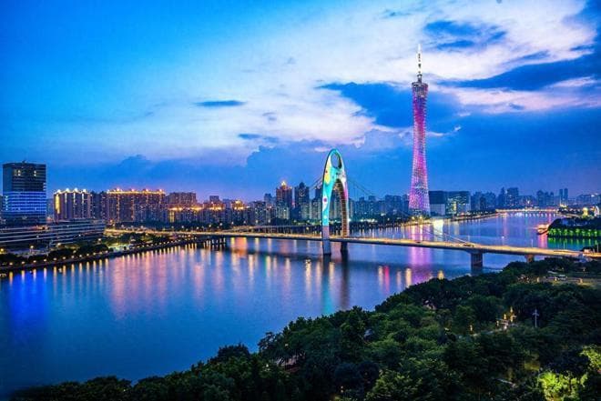 文科生想到广东上大学，这3所大学值得重点关注，毕业就业香饽饽