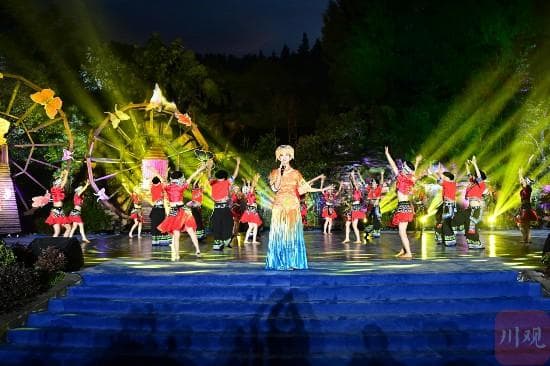 箭竹苗族乡：“三张名片”助力生态价值转化