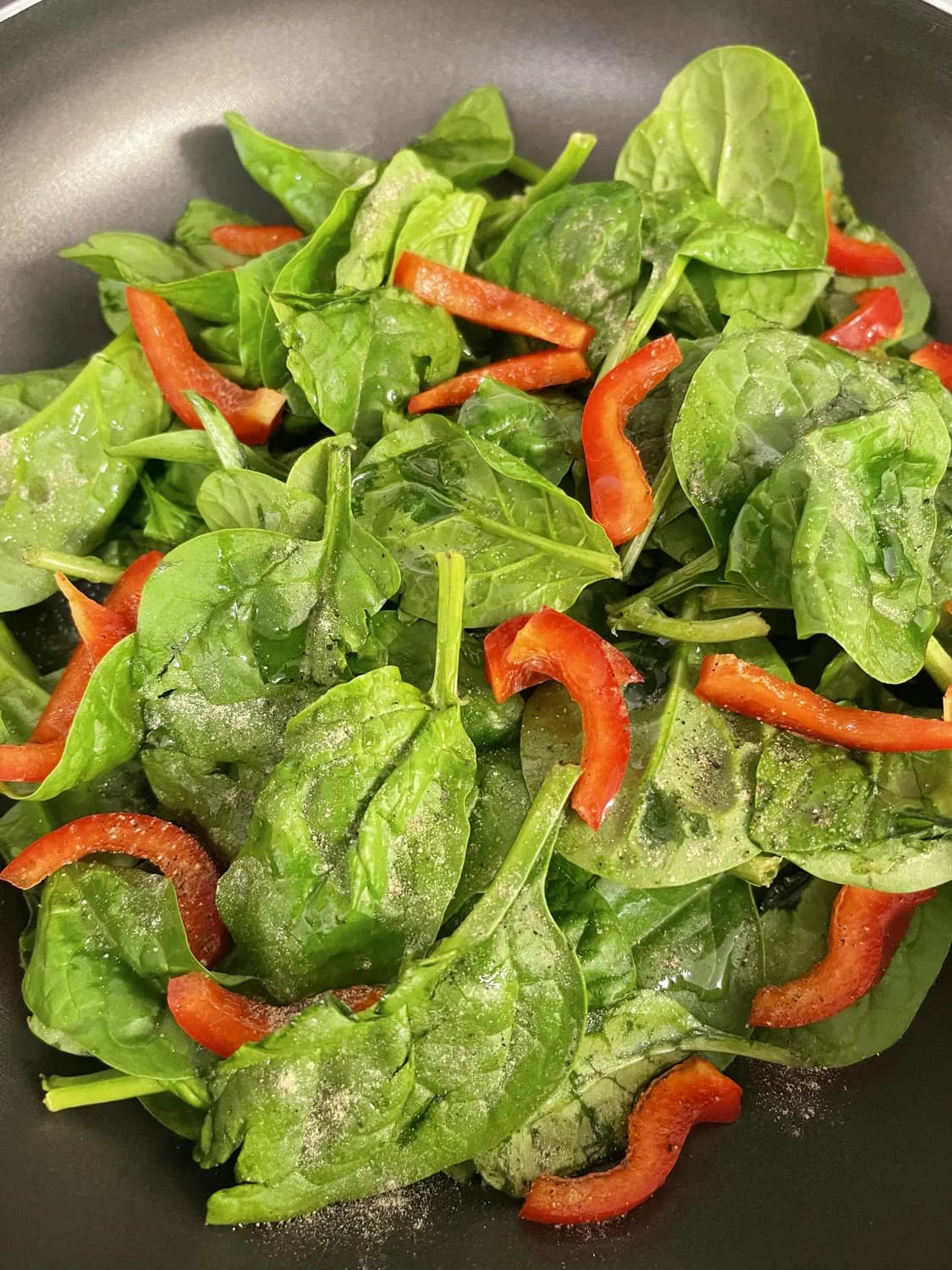 金针菇创意料理大比拼：谁是厨艺之王？