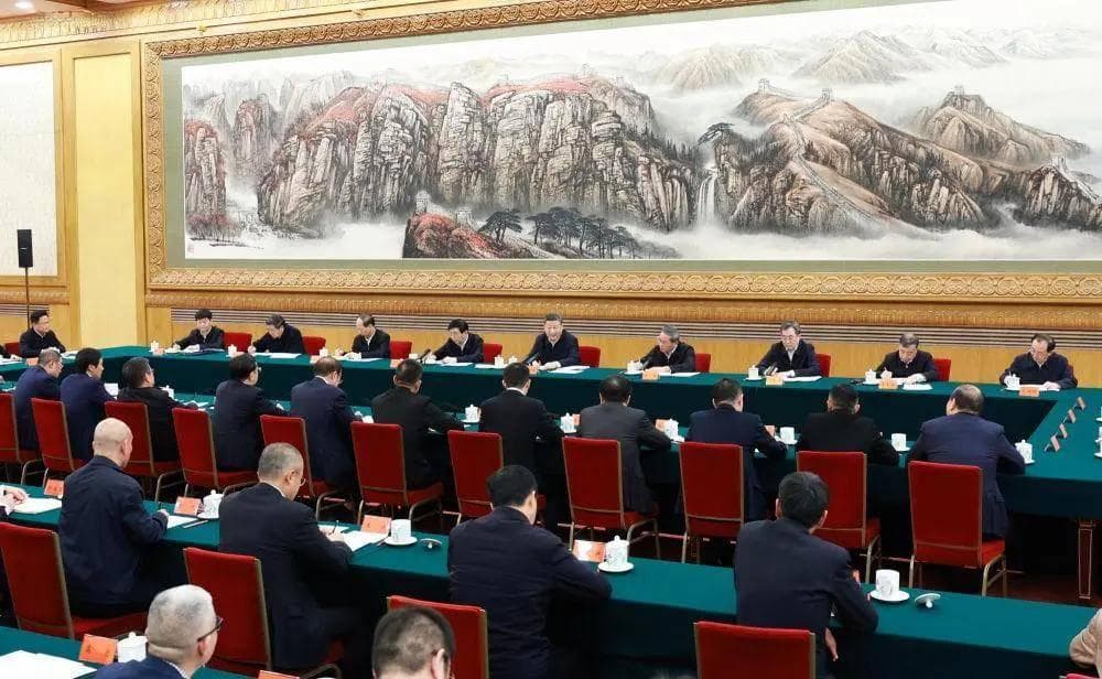 马云回归！马云重新成为民营企业座谈会的座上宾意味着什么？